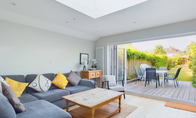 Bembridge House | Blackberry Cottage in Bembridge