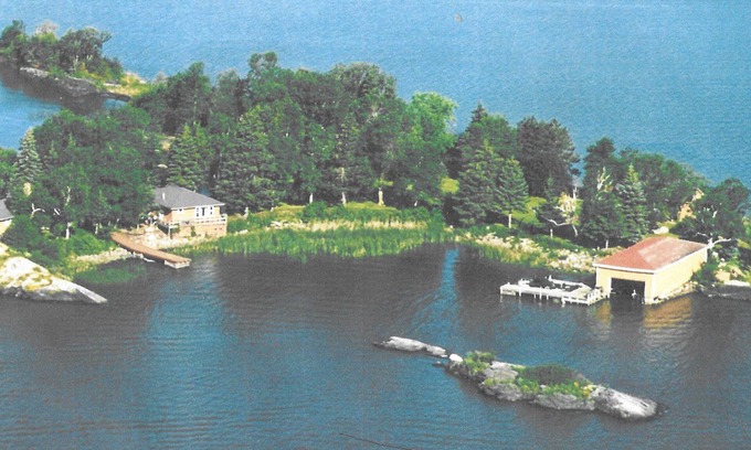 Lake of the Woods County Cabin | Blackbird Island (private island)