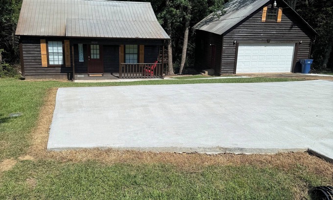 Batesville House | Blackjack Cabin at Sardis Lake