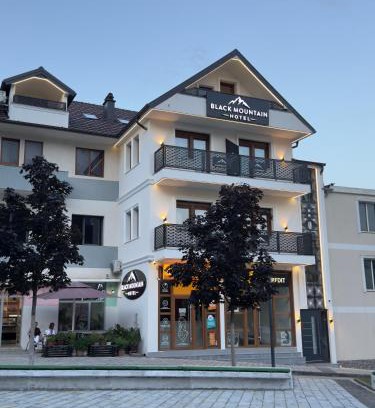 Bajram Curri Hotel | BlackMountain Hotel