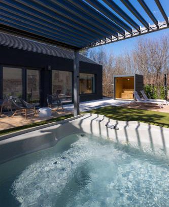 Kesztolc House | BLACKWOOD Vendégház