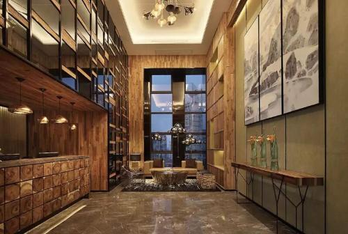 Yuzhong Hotel | Bloom Boutique Hotel