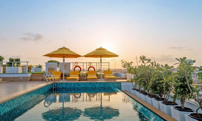 Andheri Hotel | Bloom Hub WEH Andheri