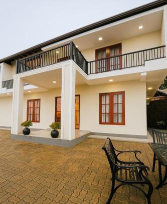 Nuwara Eliya Villa | Bloomingdale Bungalows - Nuwaraeliya