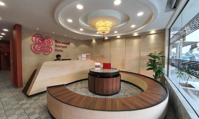Klang Hotel | Bloommaze Boutique Hotel Klang
