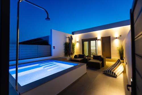 Viannos Apartment | BLU Faflagkos Bay Luxury Suites