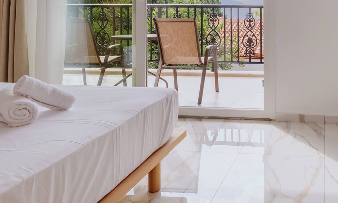 Nea Iraklitsa Hotel | Blue Bay Hotel
