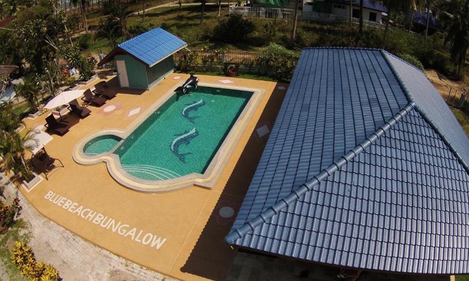 Bang Saphan Resort | Blue Beach Bungalow