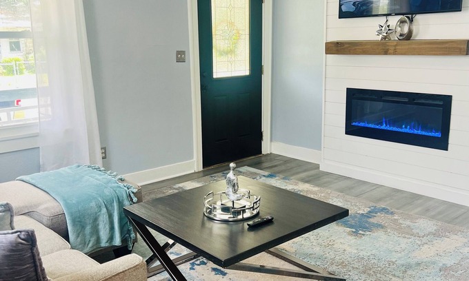 North Charleston House | Blue Bungalow