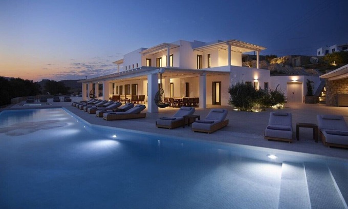 Mykonos Villa | Blue Emerald Seafront 18-Bed Villa w/Pool & Jacuzzi