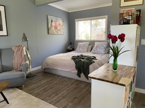 Indigo Valley House | Blue Gate Cottage