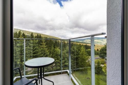Loucna Pod Klinovcem Apartment | Blue&Green apartments by Mountain ways