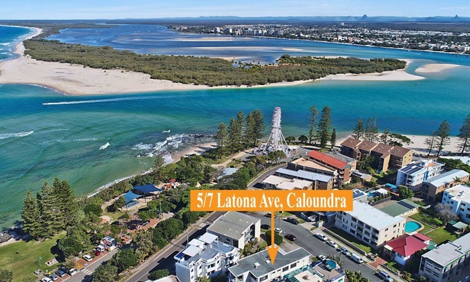 Caloundra Apartment | Blue Horizon 5/7 Latona Ave, Bulcock Beach