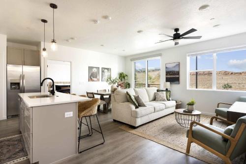 St. George Apartment | Blue Lagoon condo