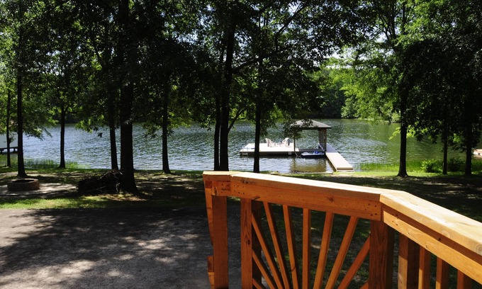 Mineral House | Blue Skies At Lake Anna, A Phenomenal Waterfront Retreat