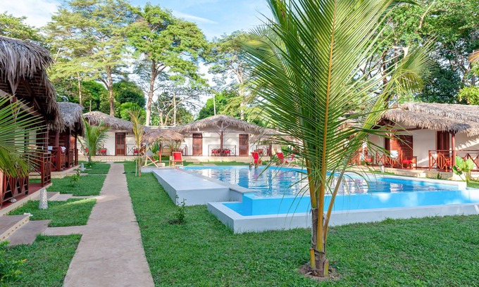 Ambaro Hotel | BLUE SKY RESORT