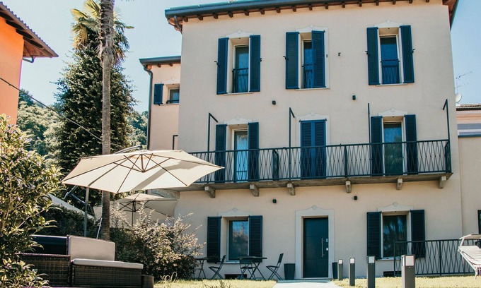 Solcio Bed & Breakfast | Blue Suite in Gio&Leo GuestHouse - Lakeside L&B