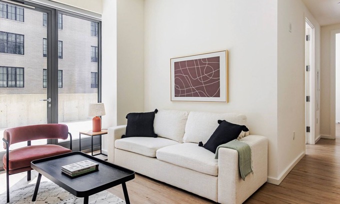 Clinton Hill Apartment | Blueground | Clinton Hill, pool, nr Fort Greene Park