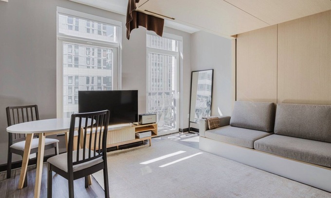 Downtown Washington D.C. Apartment | Blueground | Downtown, gym, nr National Mall