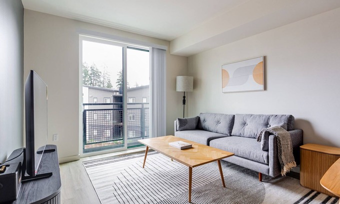 Federal Way Apartment | Blueground | Federal Way, AC, gym & bbq, nr parks