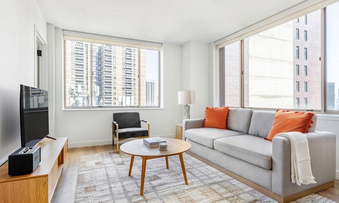 Financial District Apartment | Blueground | Financial District, rooftop, nr City Hall
