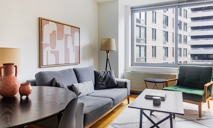 Hunters Point Apartment | Blueground | Long Island City, pool, nr Gantry Plaza