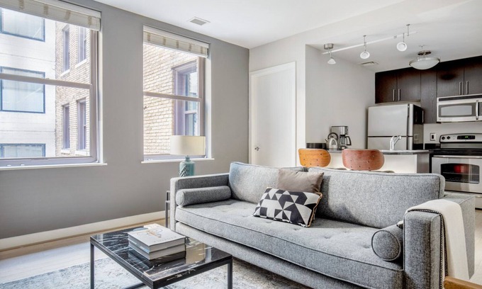 Downtown Washington D.C. Apartment | Blueground | Northwest Washington, rooftop, nr White House