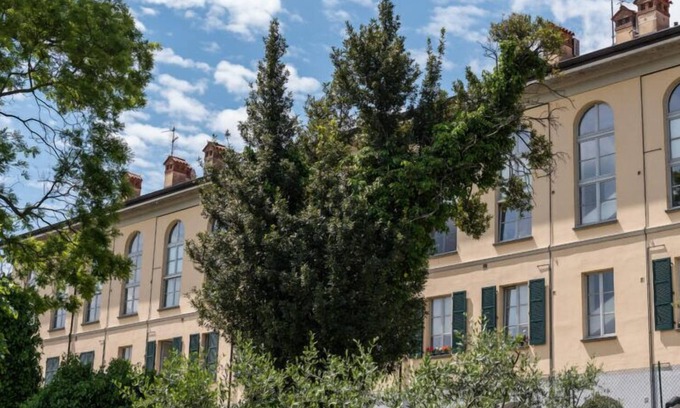 Olginate Hostel | Bluelake Inn - Ostello