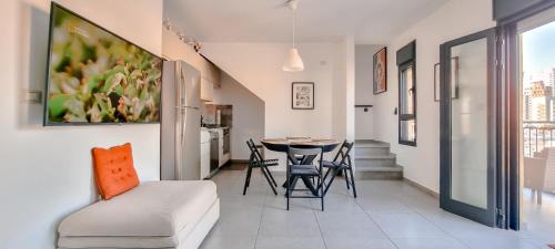 Florentin Apartment | BnBIsrael apartments - Markolet Camelia