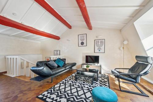 Saint-Victor Apartment | BnBNova - 1BR - Latin Quarter & Notre-Dame
