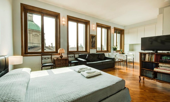 Centro Storico Apartment | BnButler - Duomo Apartment - Galleria Unione