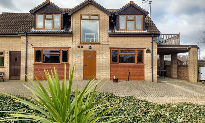 Whittlesey Apartment | Boardmans Lodge. 1 bedroom ground floor apartment