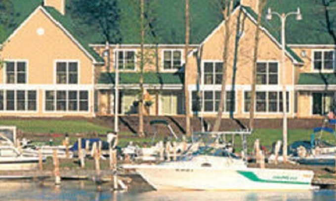 Onamia House | Boat, Swim, Golf at The Village at Izaty's
