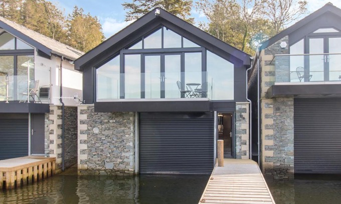 Windermere House | Boathouse on the Lake