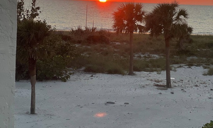 Boca Grande Condo | Boca Grande - stunning beachside condo