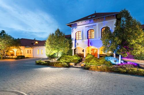 Inarcs Hotel | Bodrogi Kúria Wellness Hotel