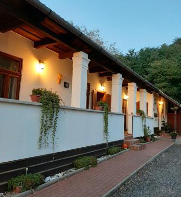 Demjen Apartment | Bodza Vendégház - Apartmanház