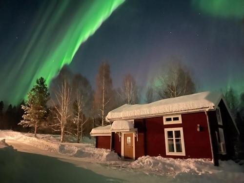 Harads House | Bogärdan, cozy cabin by the Luleå River