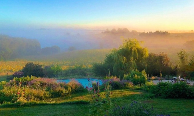 Bouteilles-Saint-Sebastien House | Bohemian house with 360 views , sunset balcony