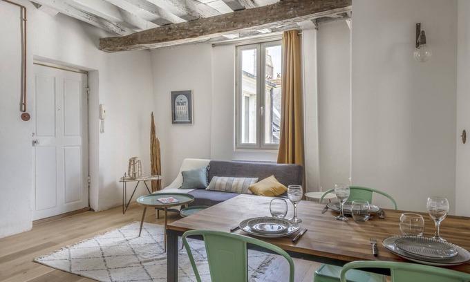 Graslin - Commerce Apartment | Bohemian chic apartment in the centre of town