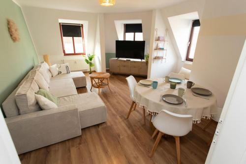 Markkleeberg Apartment | BOHO CHIC Markkleeberg, in Seenähe, 8 min bis ins Leipziger Zentrum mit der S-Bahn, Fast WIFI