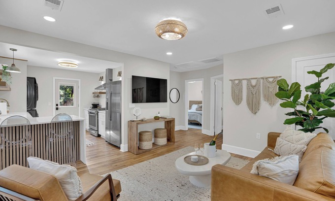 Shandon House | Boho-chic themed bungalow in charming Shandon Columbia, SC.