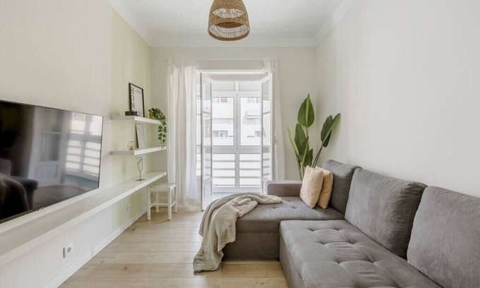 Mina Condo | BohoChic 2 bedroom gem 10 min from downtown/Free?️