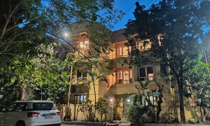 Sector II House | Boi-er Baari The House of Books-A Boutique Stay