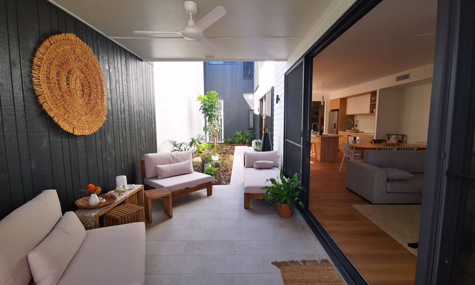 Birtinya House | Bokarina Beach House - Brand new home!