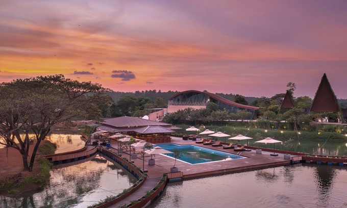 Divulapitiya Resort | BOLAGALA AGRO FLOATING RESORT