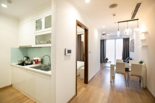 Hoang Mai Apartment | BOM HOMES- VINHOMES TIMES CITY & PARK hilll