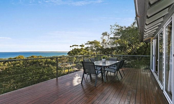 Killcare House | 'Bombora' by Accom Holidays