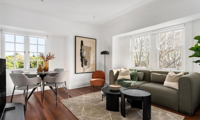 Woollahra Apartment | Bondi Junction Apartments by Urban Rest