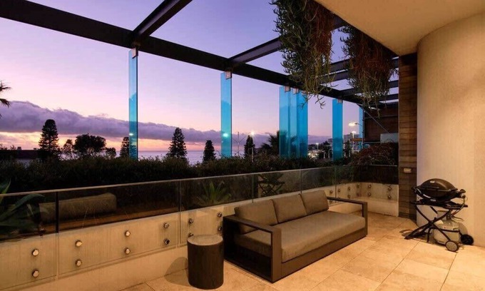 Bondi Beach Apartment | Bondi Luxury Apartment | Views | Parking